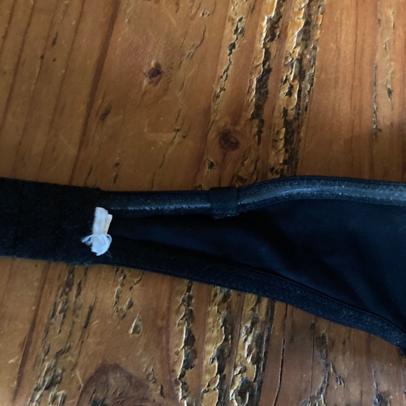 3/$15 Black Strapless Convertible Bra 34B with Underwire - Picture 6 of 10